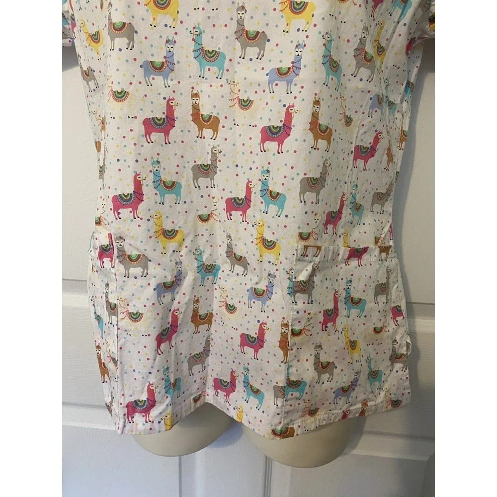 Colorful Party Llamas Scrub Top Women's Medium Tasha And Me Brand - Picture 6 of 10